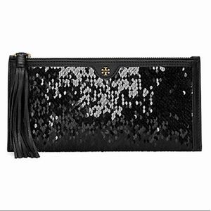 TORY BURCH: SEQUIN TASSEL WRISTLET CLUTCH BAG